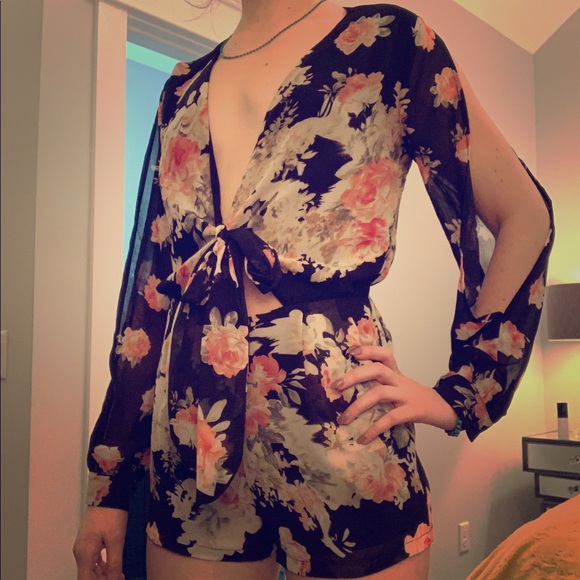 Floral Peep Romper - Picture 1 of 6